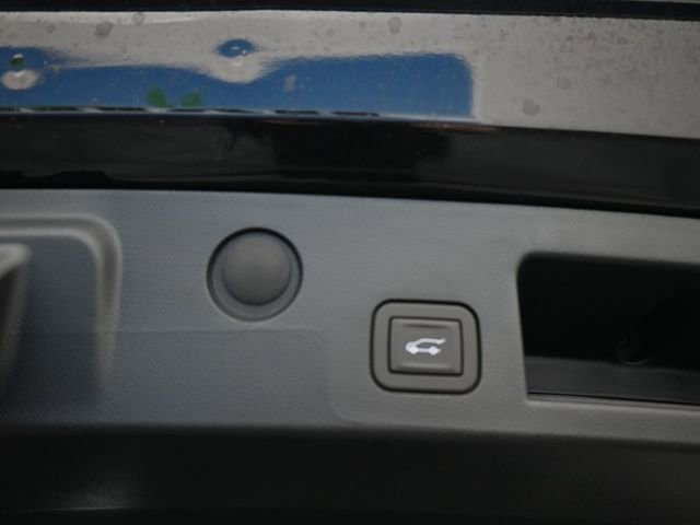 New 2026 Chevrolet Equinox LT w/ Convenience Package II image 9