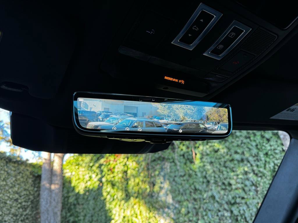 Used 2023 Land Rover Defender 110 V8 image 16