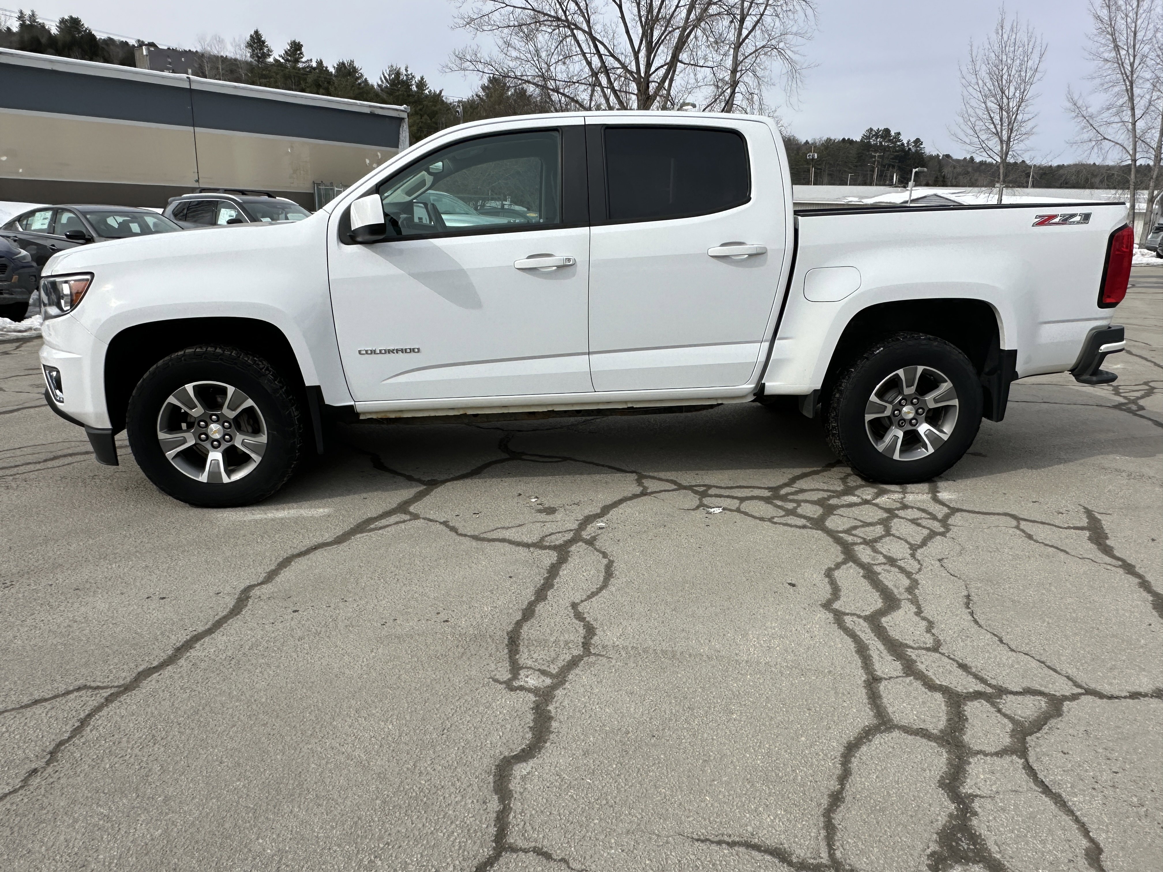 Used 2018 Chevrolet Colorado Z71 image 4