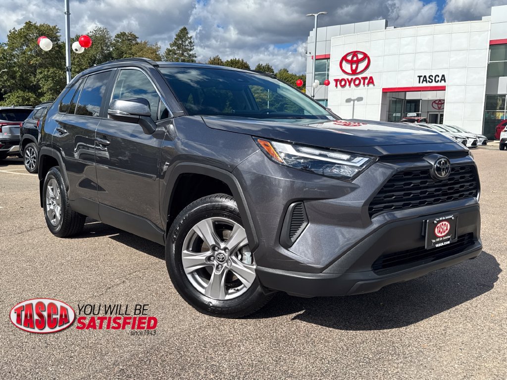 Used 2025 Toyota RAV4 XLE w/ Convenience Package