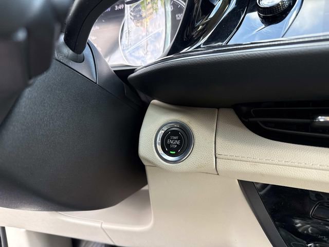 Used 2021 Buick Envision Essence image 27