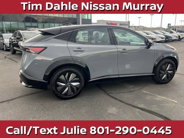Used 2024 Nissan Ariya AWD image 12
