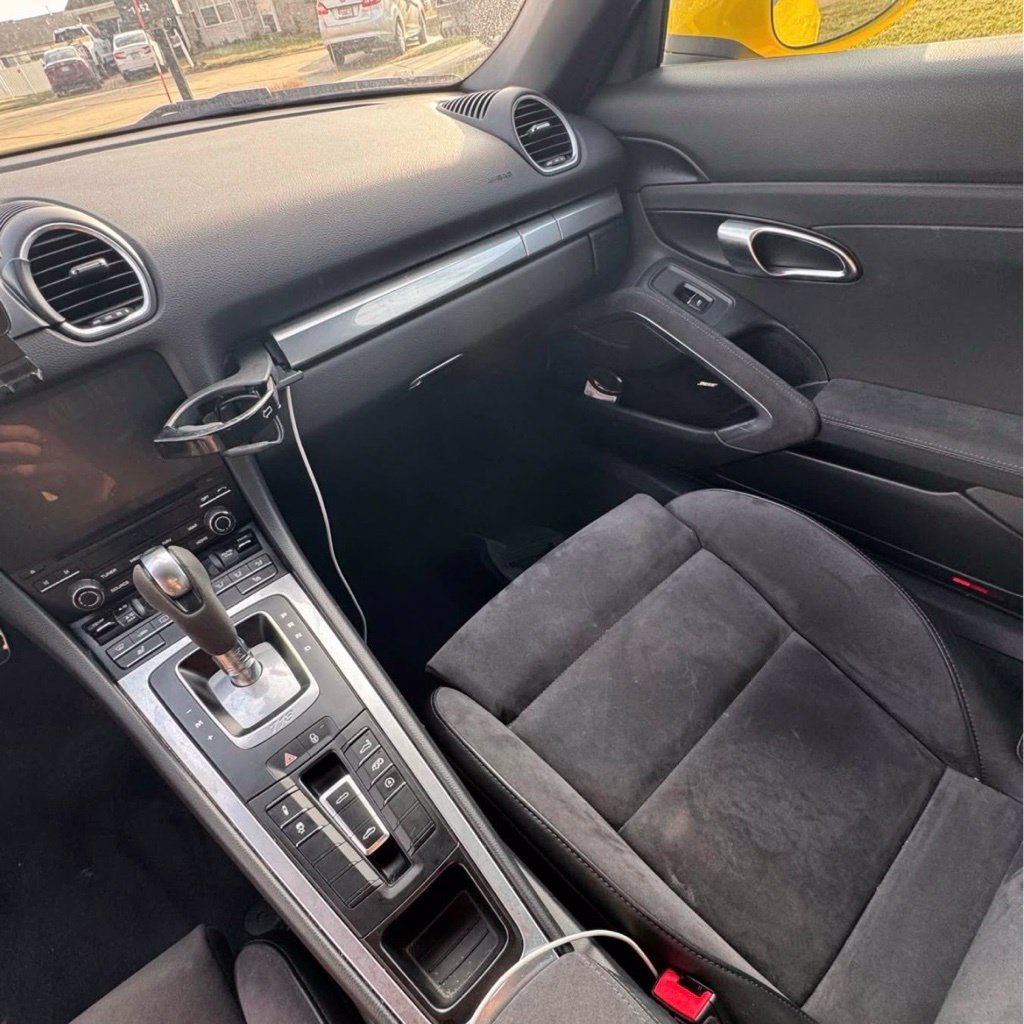 Used 2018 Porsche 718 Boxster GTS RWD image 15