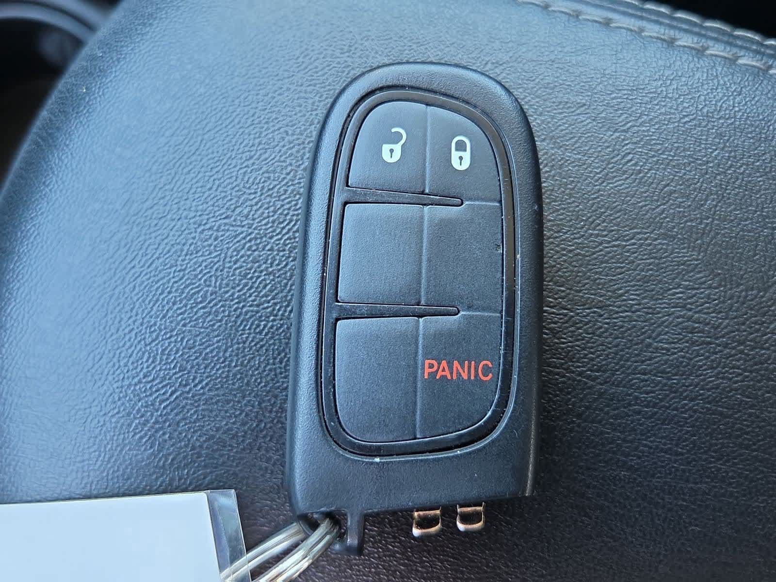 Used 2019 Jeep Cherokee Limited AWD/4WD image 34