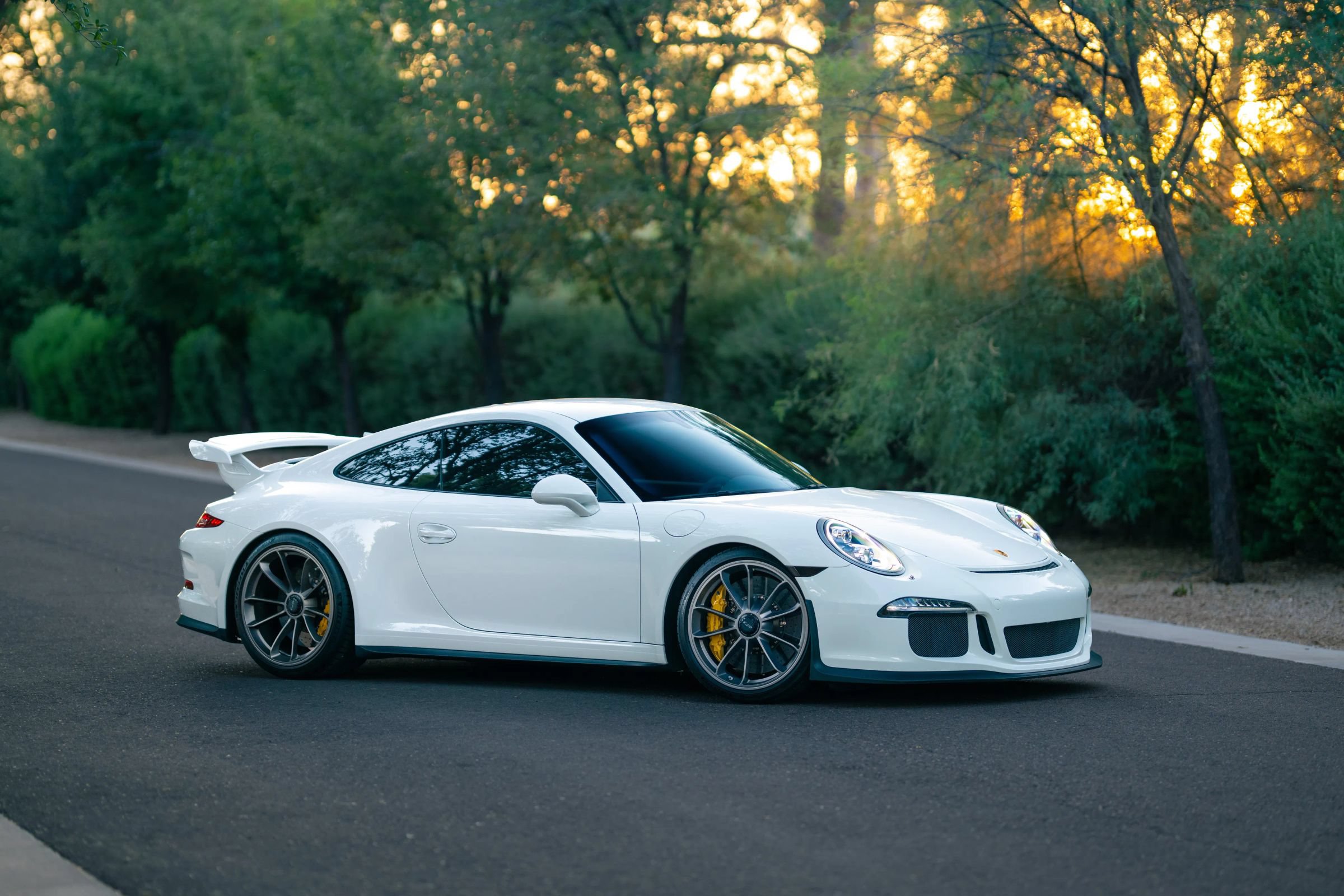 Used 2015 Porsche 911 GT3 RWD image 3