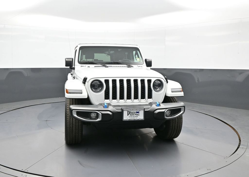 Used 2023 Jeep Wrangler Unlimited Sahara w/ Cold Weather Group image 2