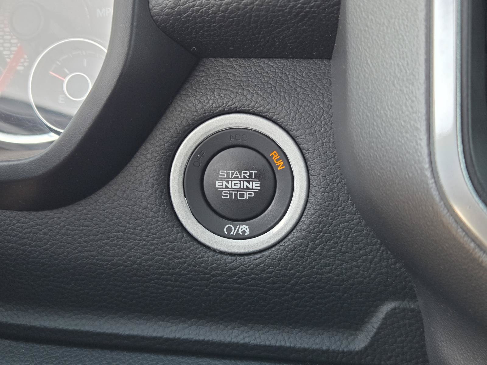 Used 2022 RAM 1500 Big Horn AWD/4WD image 12
