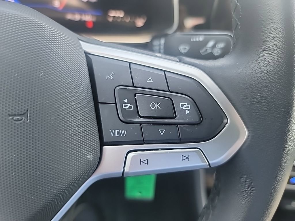 Used 2025 Volkswagen Jetta Sport FWD image 16