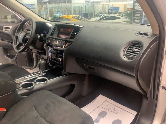 Used 2016 Nissan Pathfinder S FWD image 13