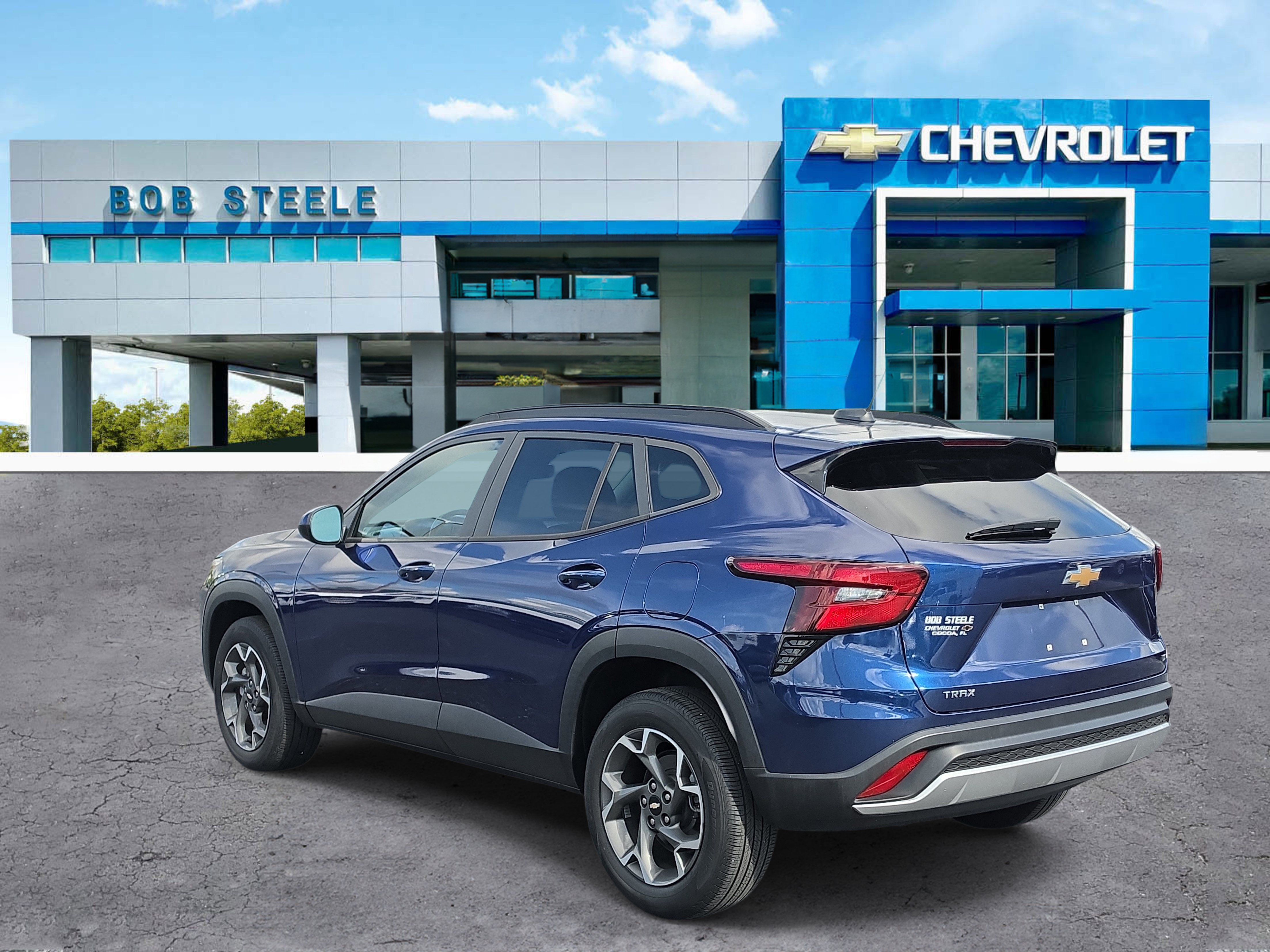 Certified 2024 Chevrolet Trax LT w/ Driver Confidence Package FWD image 3
