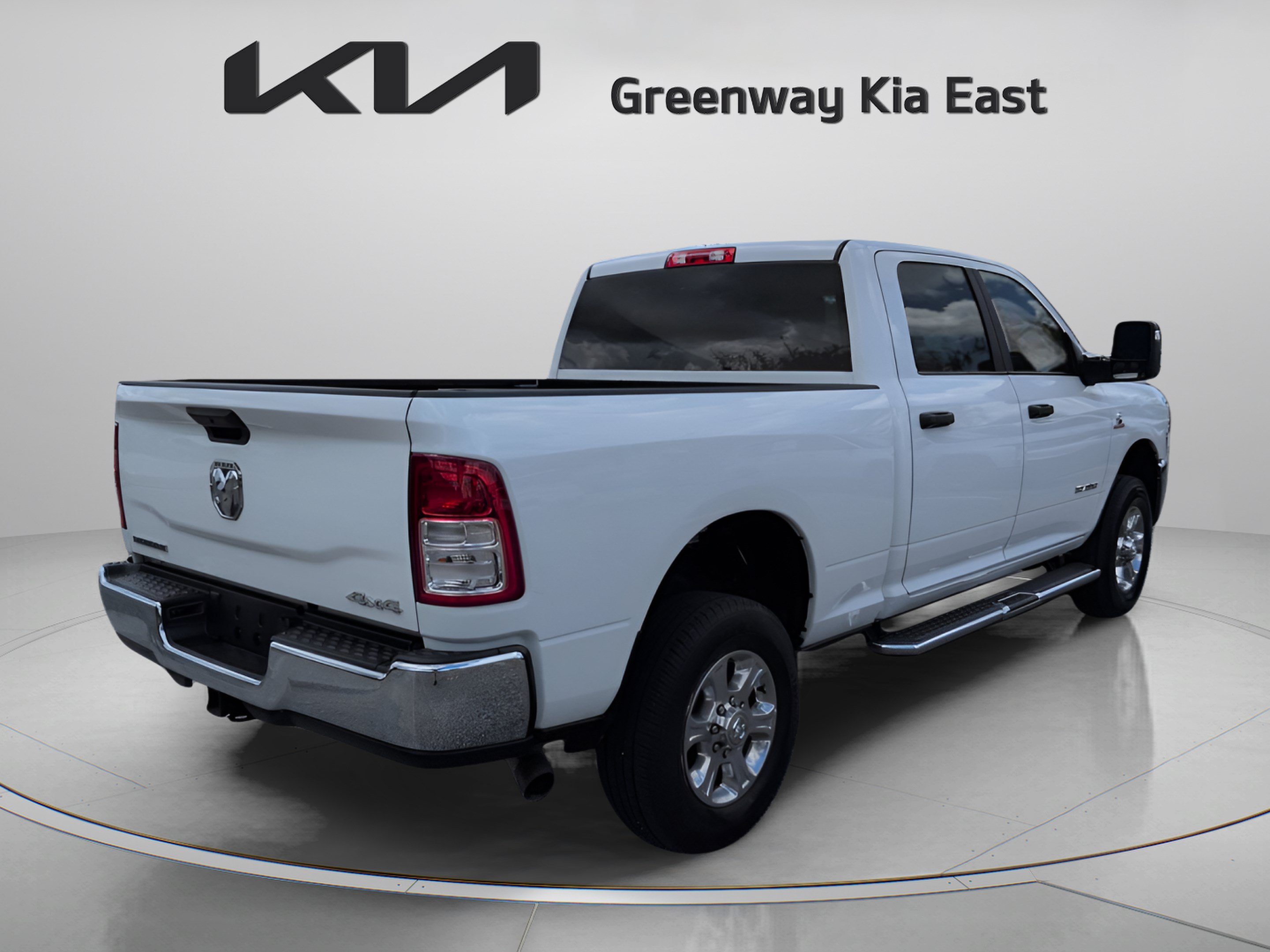 Used 2024 RAM 2500 Big Horn AWD/4WD image 6