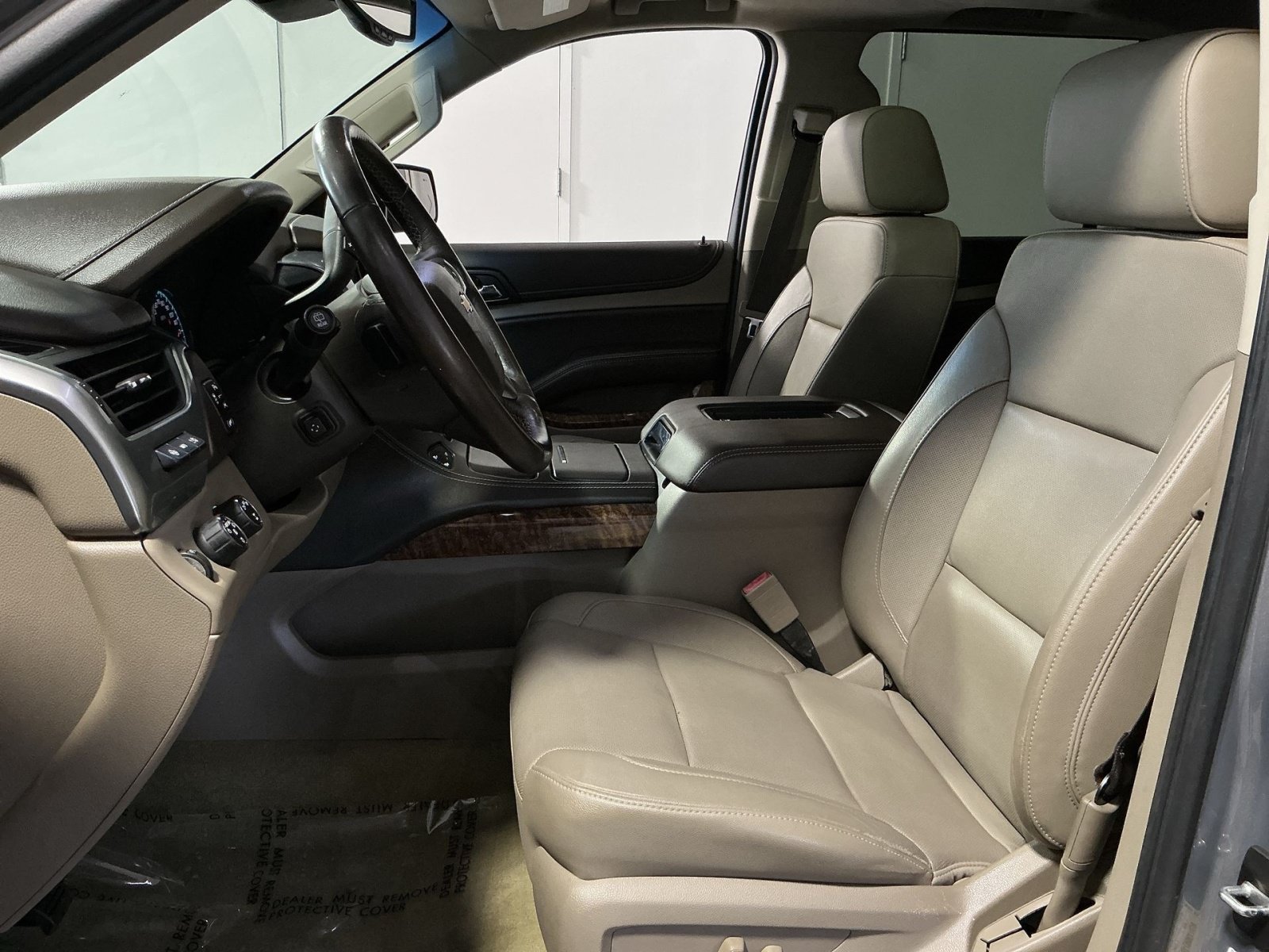 Used 2017 Chevrolet Suburban Premier AWD/4WD image 14