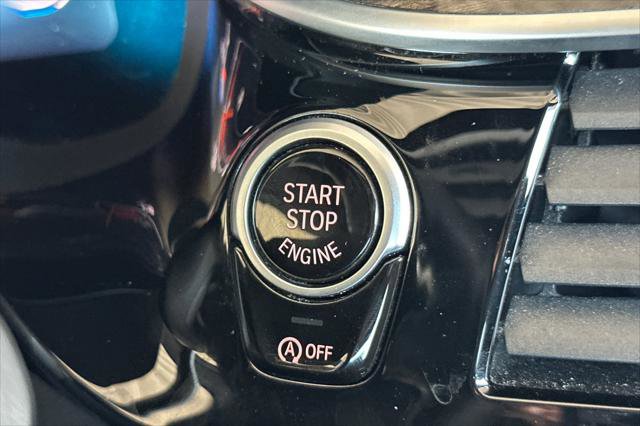 Used 2023 BMW 530i w/ Convenience Package image 21