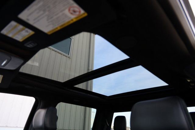 Used 2025 Ford F250 Platinum image 12