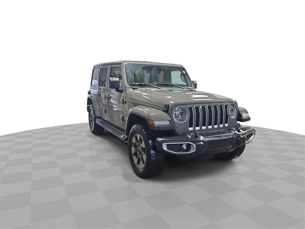 Used 2018 Jeep Wrangler Unlimited Sahara image 2