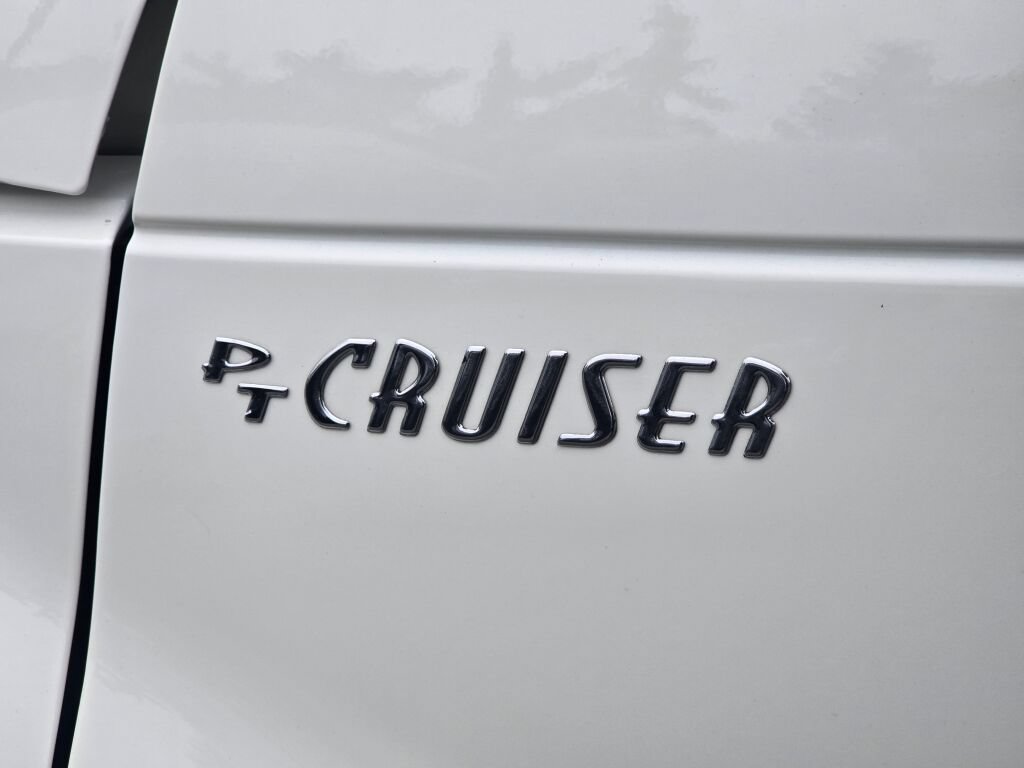 Used 2005 Chrysler PT Cruiser GT FWD image 42