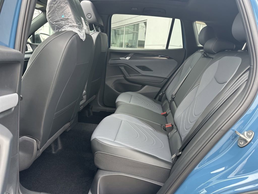 New 2026 Volkswagen Tiguan SE R-Line AWD/4WD image 24