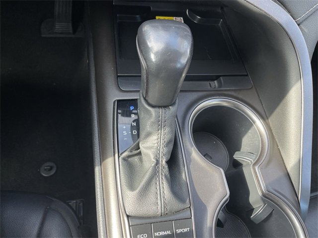 Used 2022 Toyota Camry XSE image 15