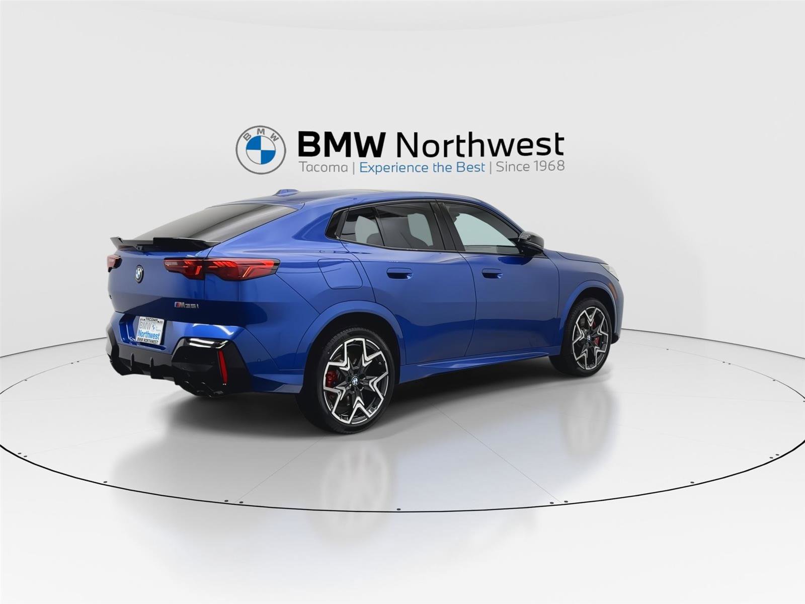 New 2026 BMW X2 M35i w/ Technology Package image 3