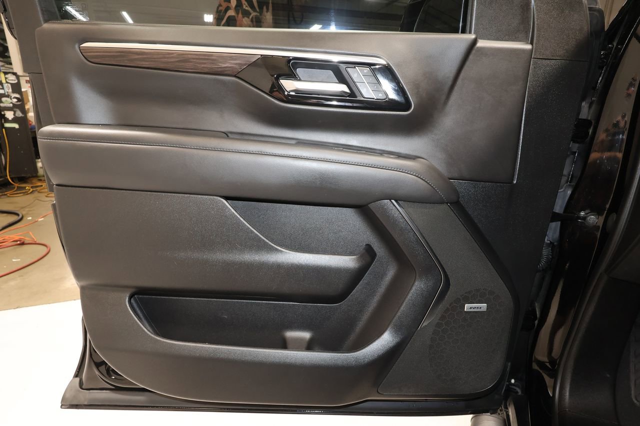 Certified 2025 Chevrolet Tahoe Z71 w/ Comfort Package image 23