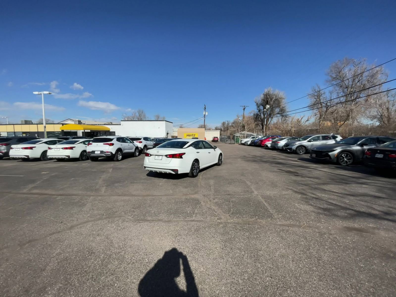 Used 2025 Nissan Altima 2.5 SV image 11