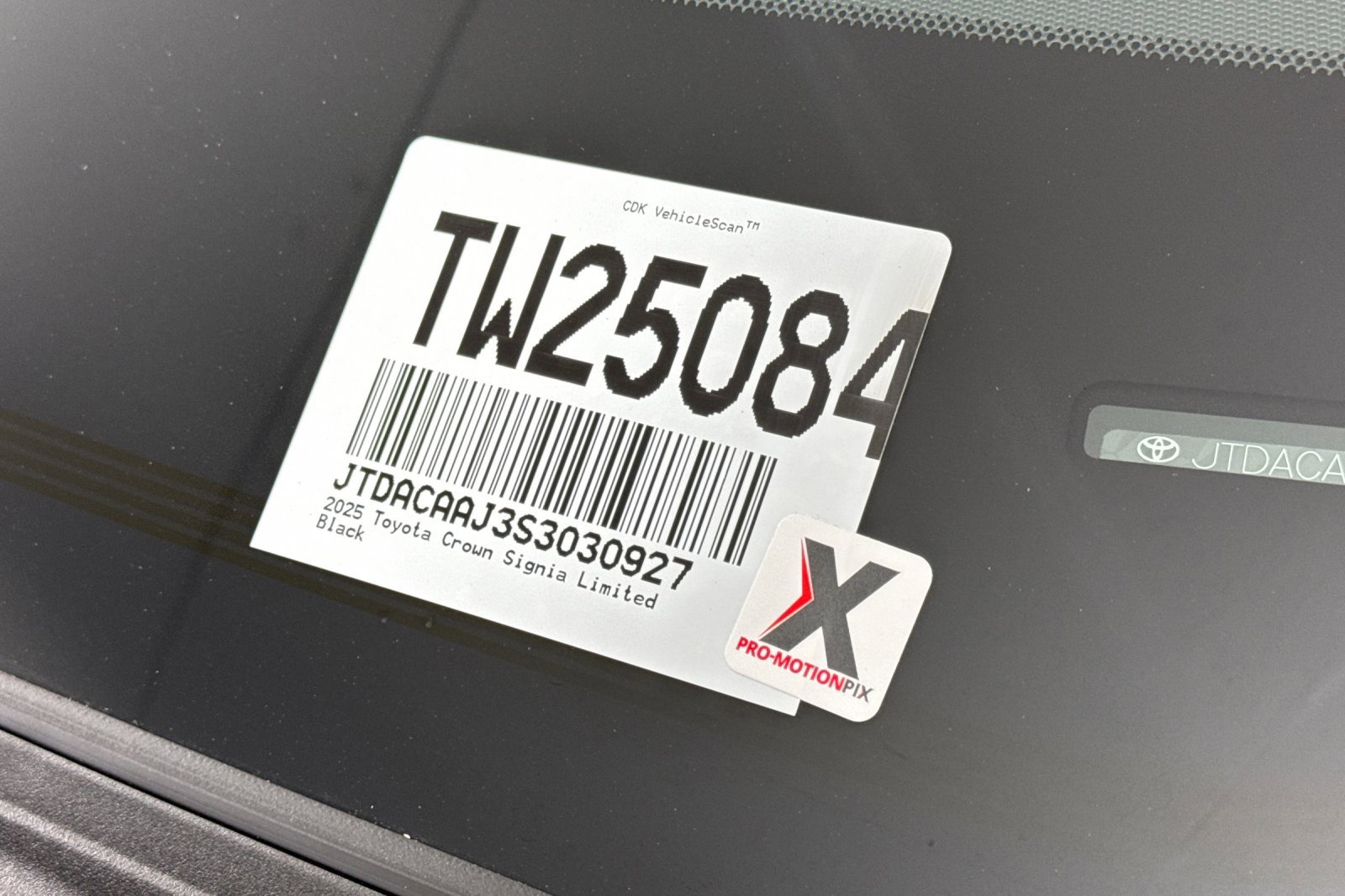 New 2025 Toyota Crown Signia image 27