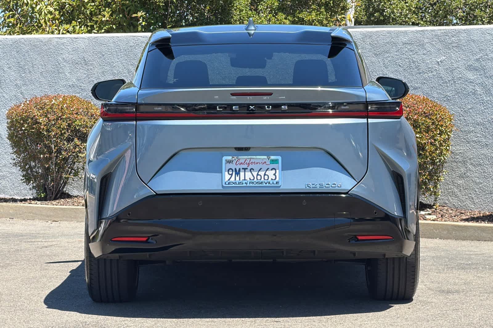 Certified 2024 Lexus RZ 300e Premium w/ Technology Package FWD image 8
