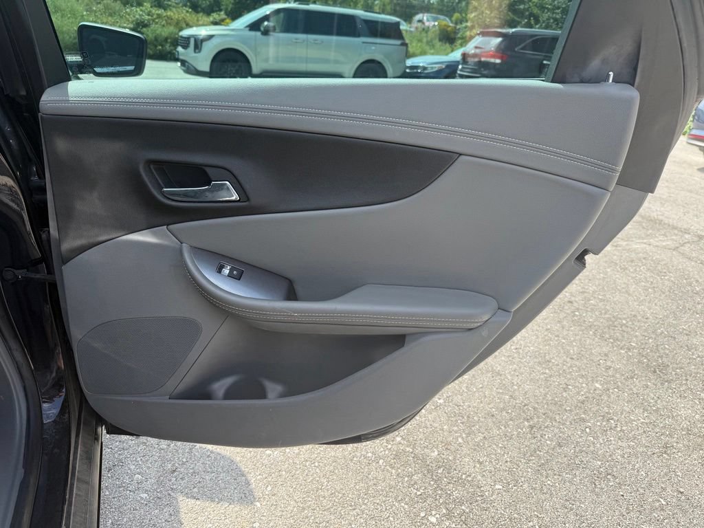Used 2015 Chevrolet Impala LS FWD image 13