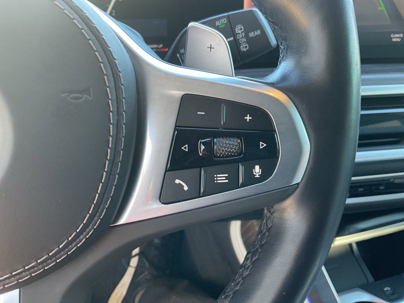 Used 2023 BMW X7 xDrive40i w/ Dynamic Handling Package image 8