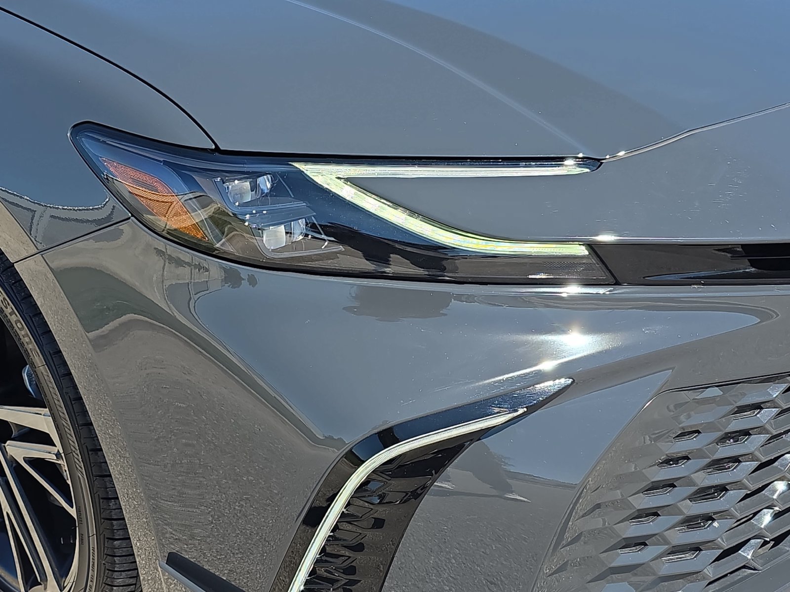 Used 2026 Toyota Camry XSE FWD image 28