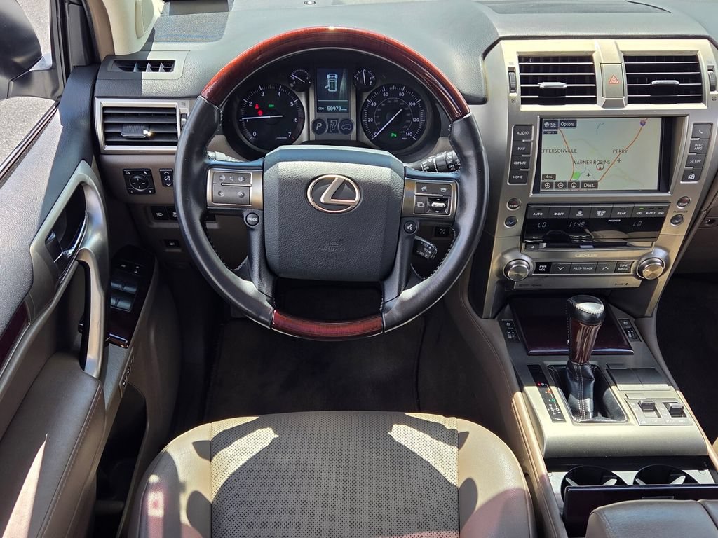 Used 2019 Lexus GX 460 Premium AWD/4WD image 7