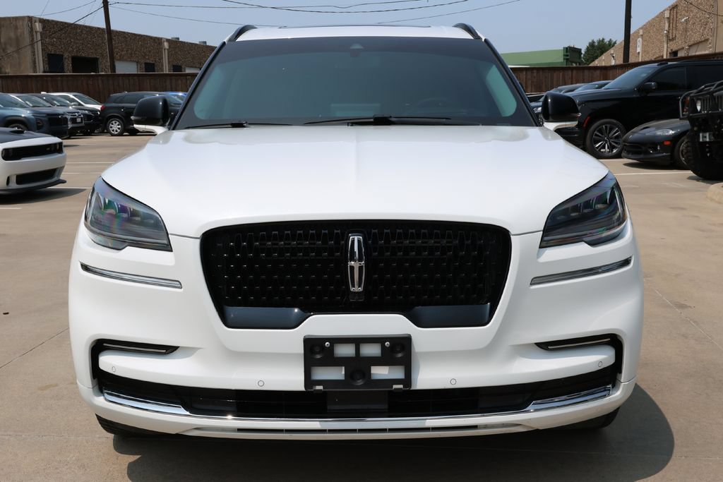 Used 2023 Lincoln Aviator Reserve w/ Equipment Group 201A AWD/4WD image 2