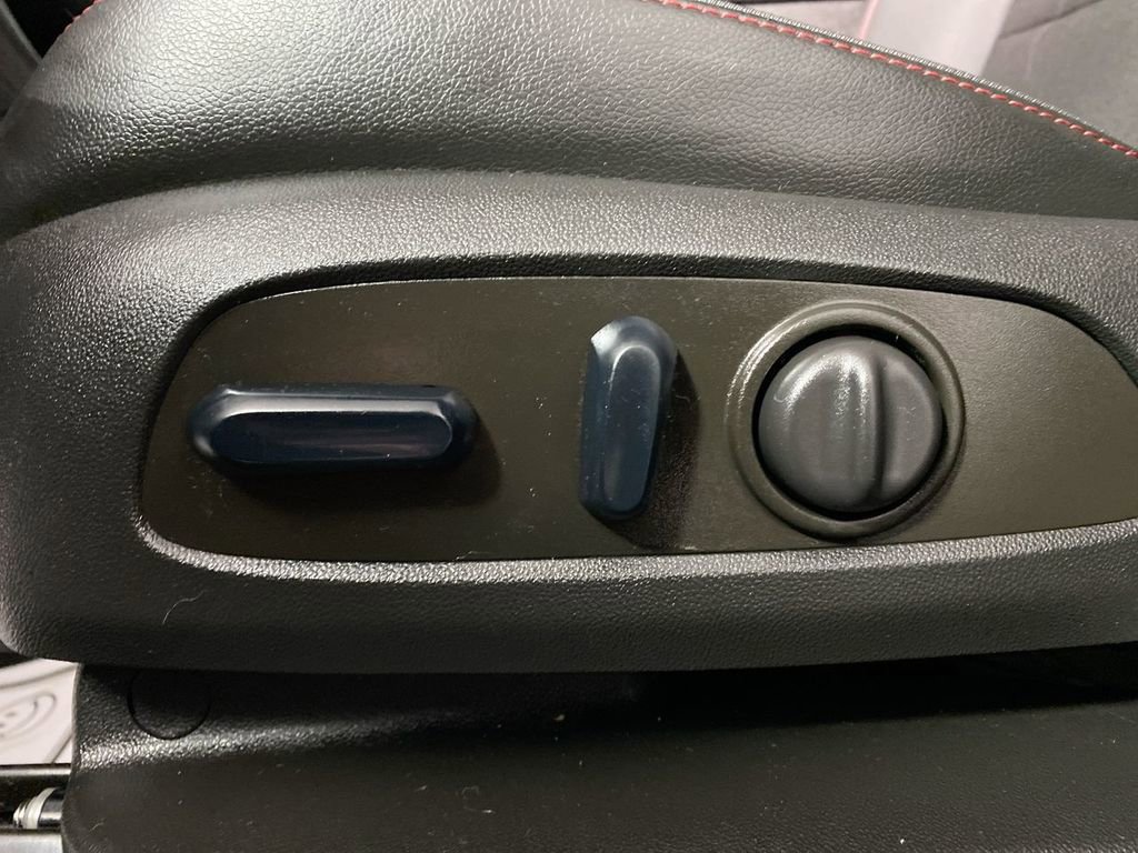 Certified 2023 Chevrolet Equinox RS w/ LPO, Floor Liner Package image 12