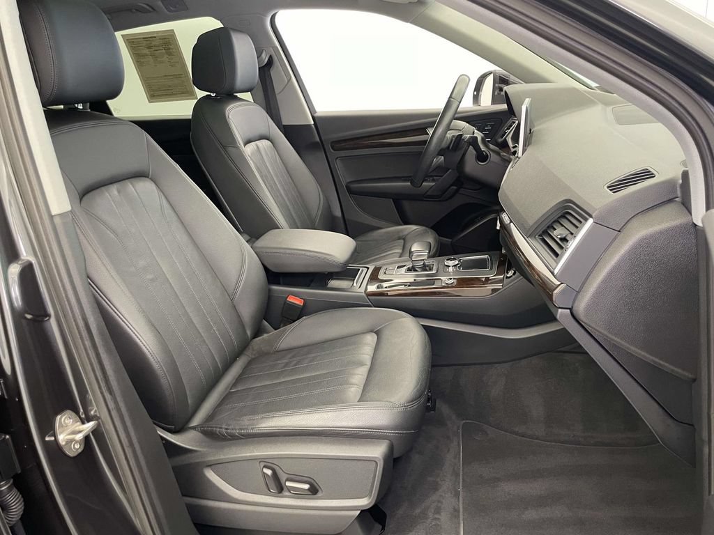 Used 2018 Audi Q5 2.0T Premium Plus w/ Premium Plus Package AWD/4WD image 23