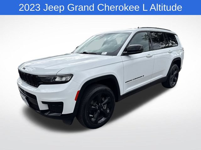 Used 2023 Jeep Grand Cherokee L Laredo AWD/4WD image 2