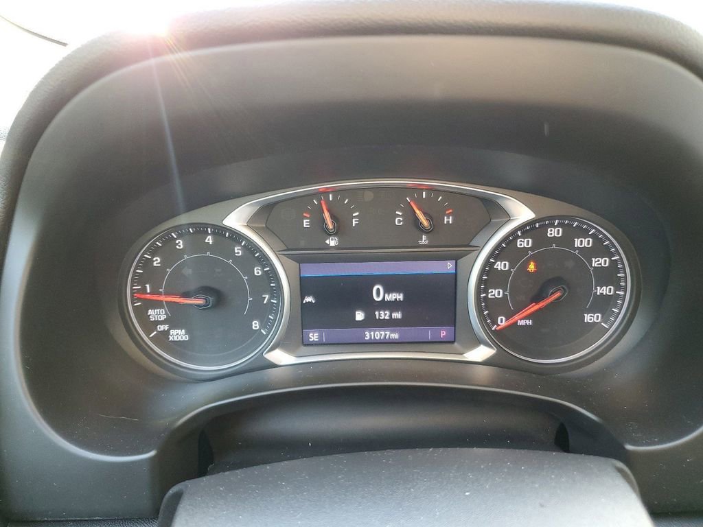 Used 2022 GMC Terrain SLT image 18