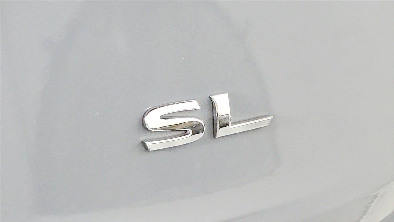 Used 2023 Nissan Rogue SL w/ SL Premium Package image 19