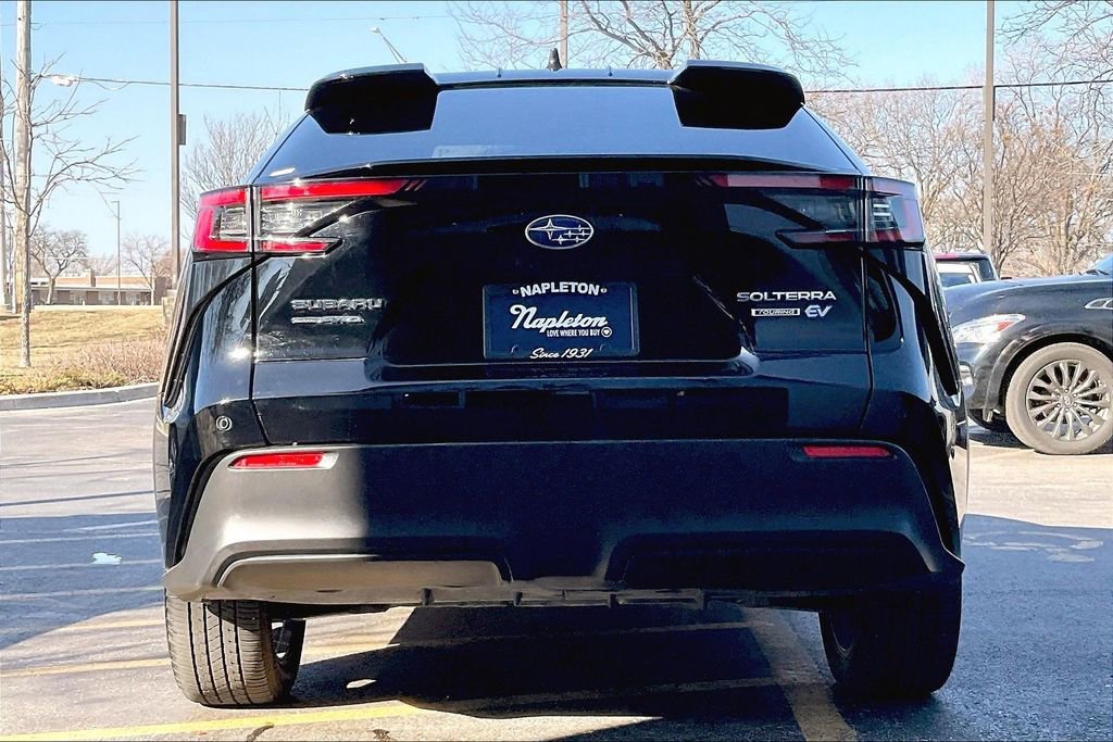 Used 2024 Subaru Solterra Touring w/ Touring Package image 3