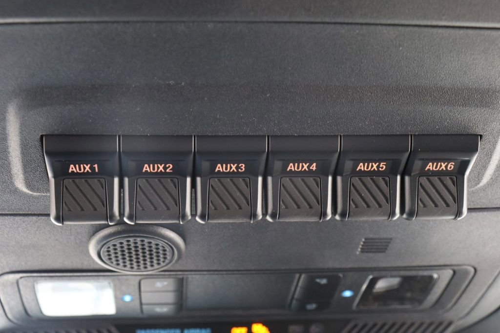 New 2025 Ford Bronco Badlands image 29