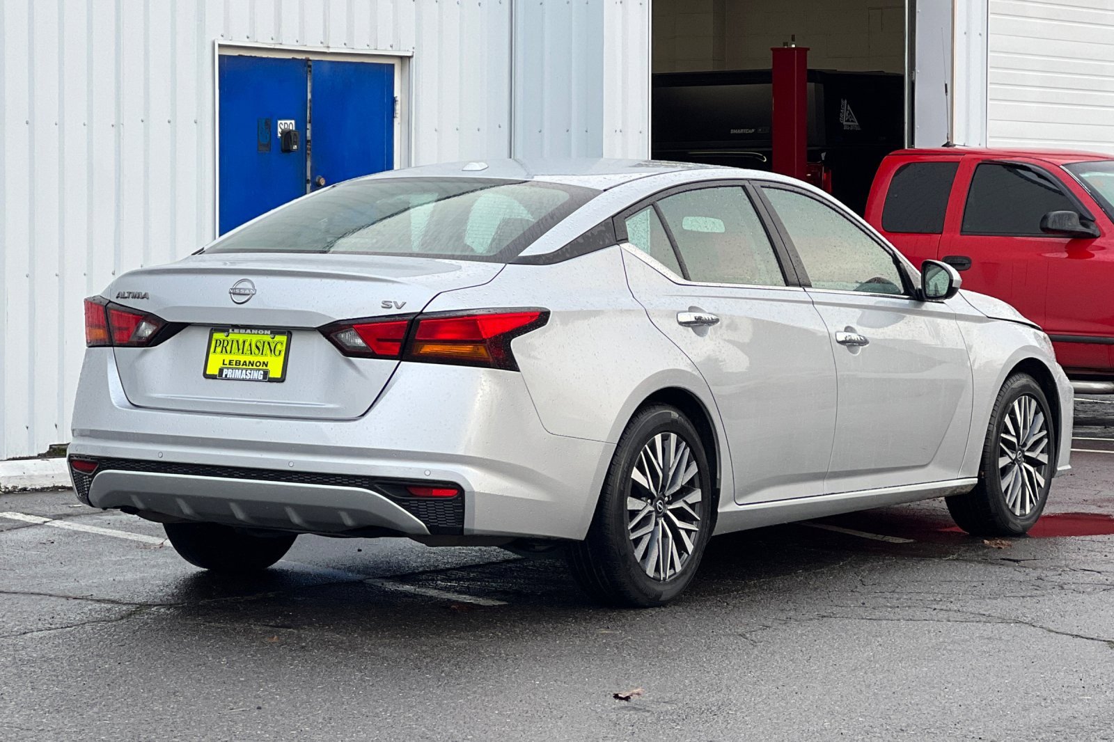 Used 2023 Nissan Altima 2.5 SV image 4