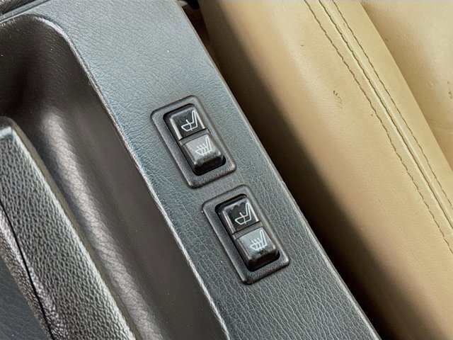 Used 1991 BMW 325i Convertible image 19