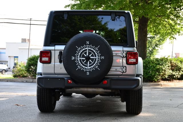 Used 2019 Jeep Wrangler Unlimited Sahara AWD/4WD image 6