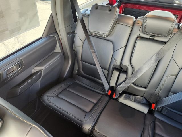 New 2025 Ford Bronco Badlands image 13