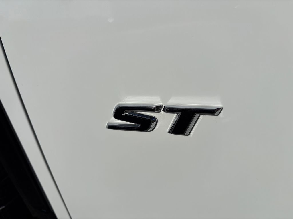 New 2026 Buick Enclave Sport Touring w/ Super Cruise Package image 11