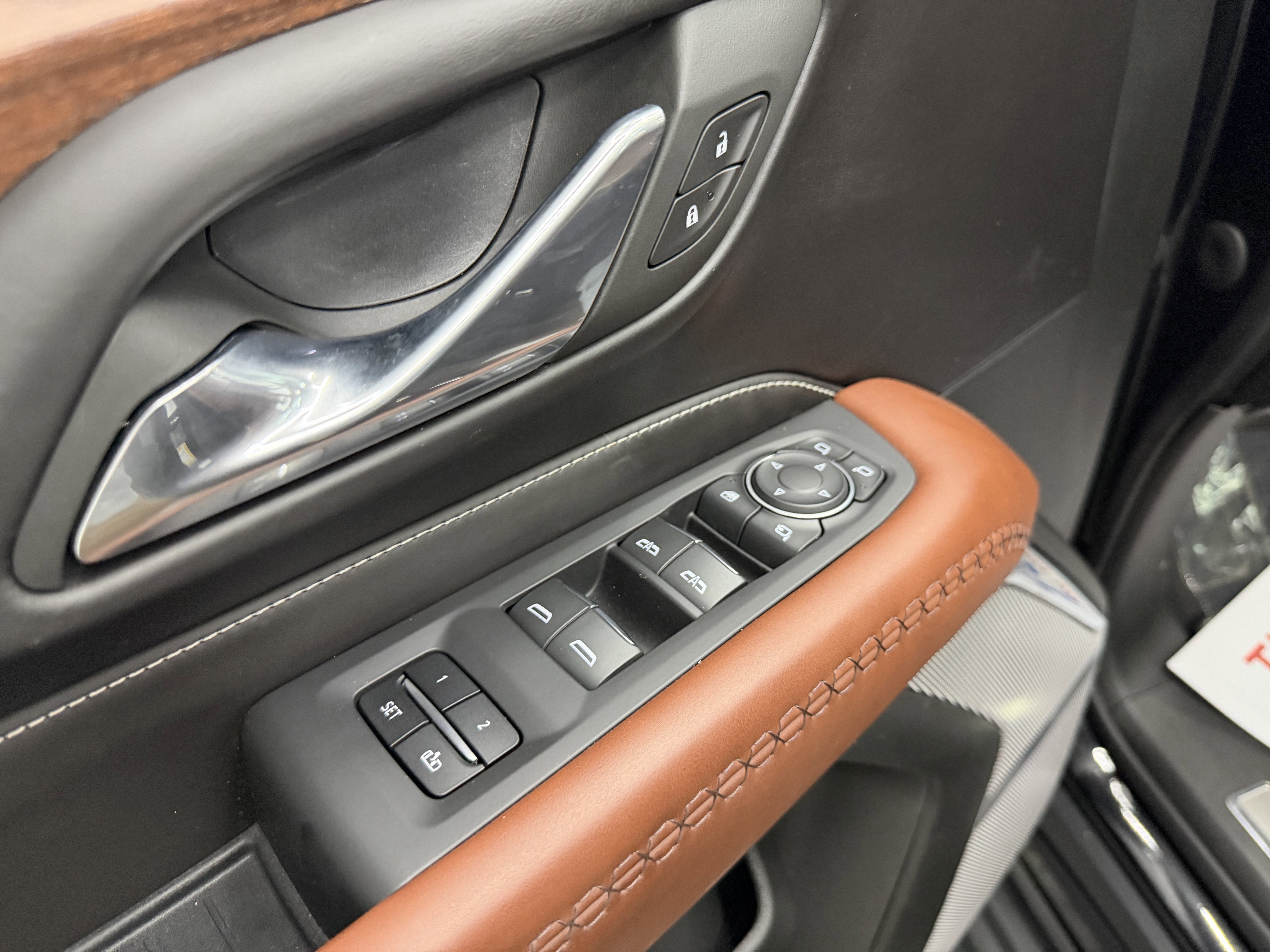 Used 2023 GMC Yukon XL Denali Ultimate w/ LPO, Floor Liner Package image 14