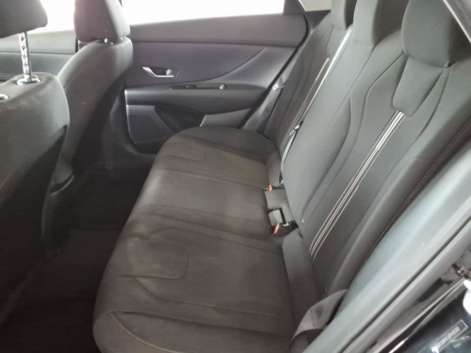 Certified 2023 Hyundai Elantra SEL w/ Preferred Accessory Package FWD image 13
