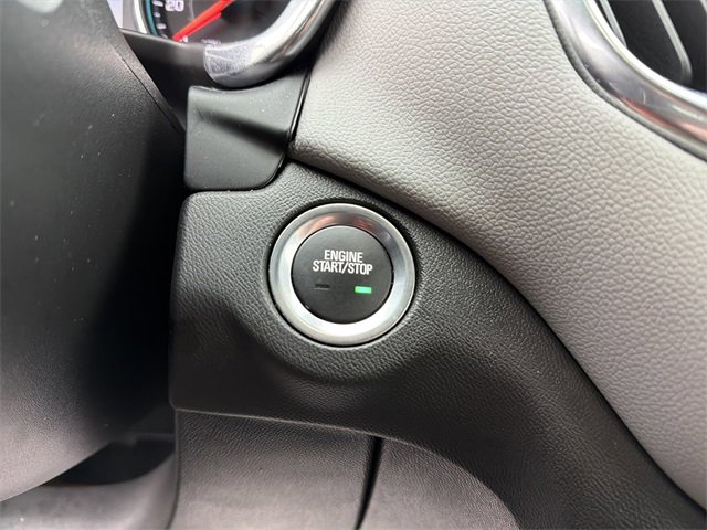 Used 2023 Chevrolet Equinox LT w/ Driver Convenience Package image 23