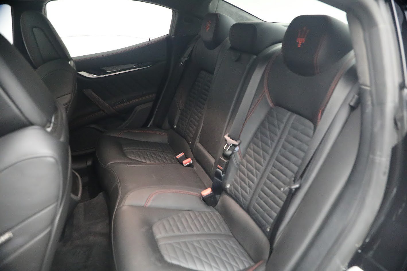 Certified 2023 Maserati Ghibli Modena Q4 AWD/4WD image 19