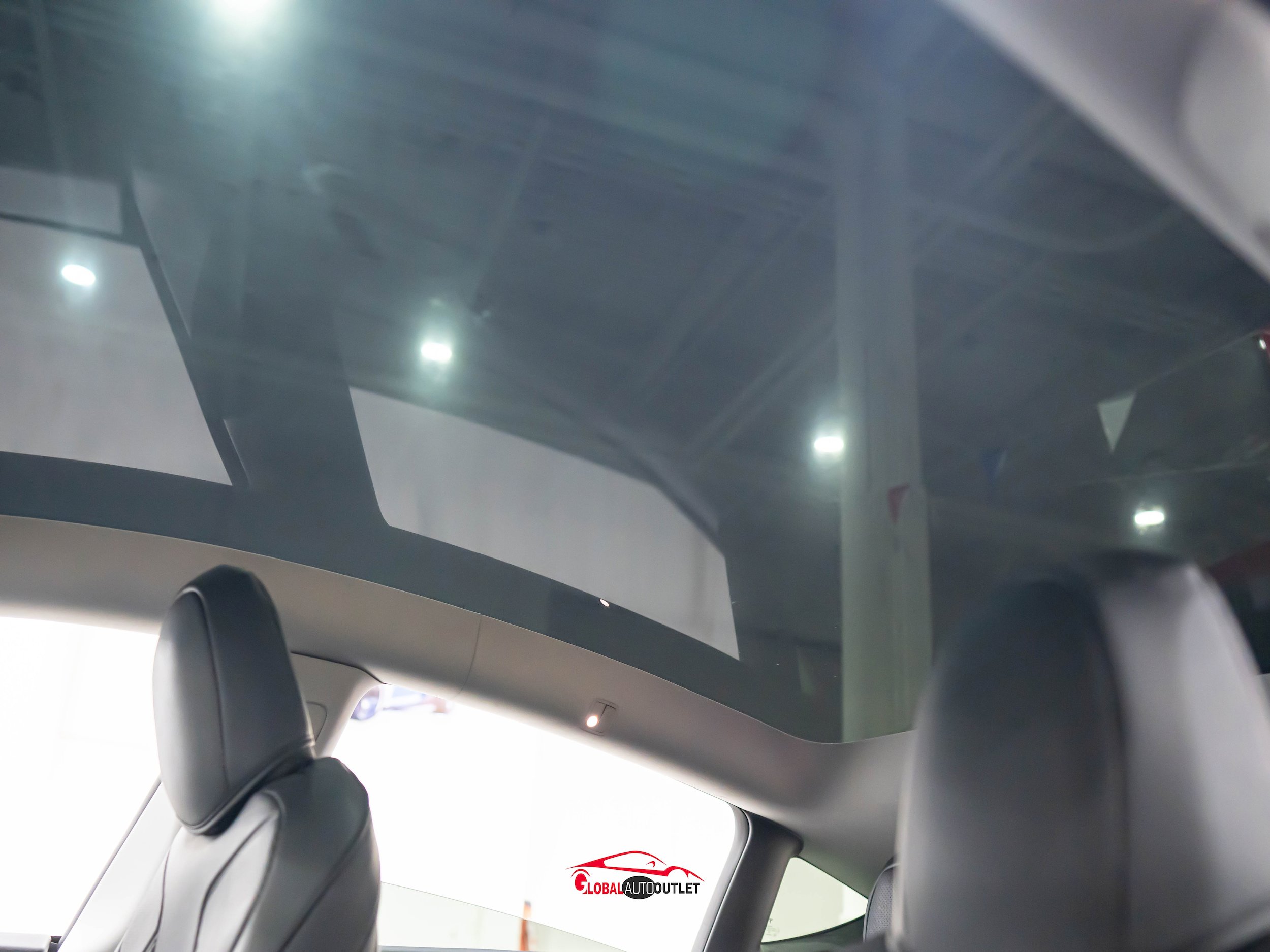 Used 2021 Tesla Model Y 2WD image 32
