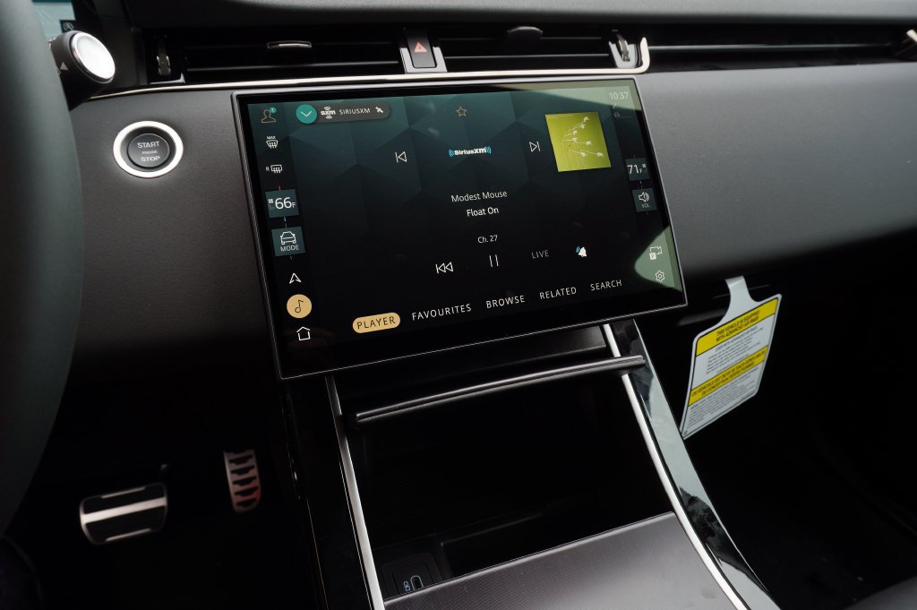New 2026 Land Rover Range Rover Evoque Hoxton AWD/4WD image 19